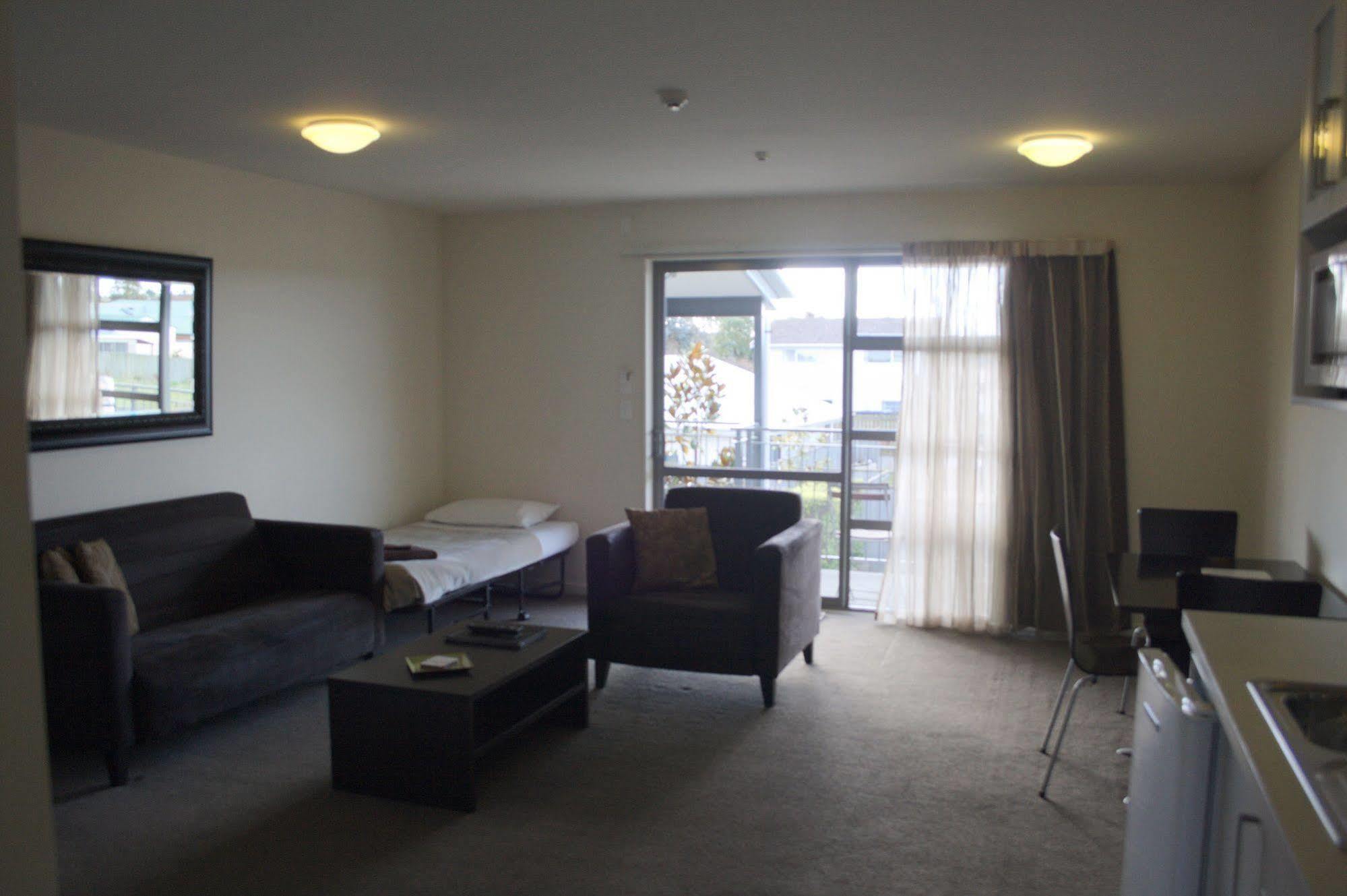 Pegasus Gateway Motels & Apartments Rangiora Exterior foto