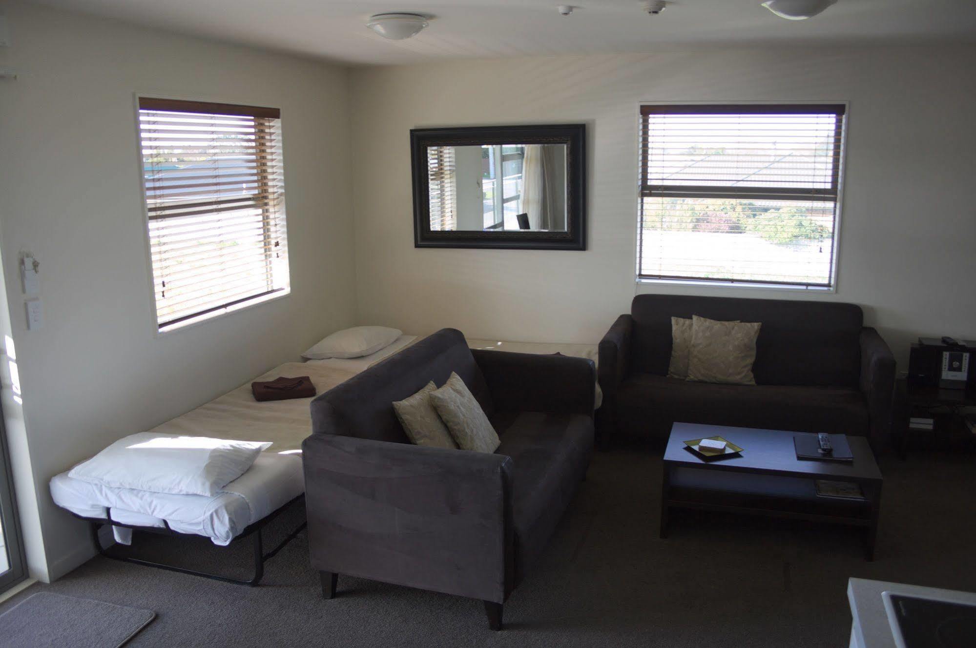 Pegasus Gateway Motels & Apartments Rangiora Exterior foto