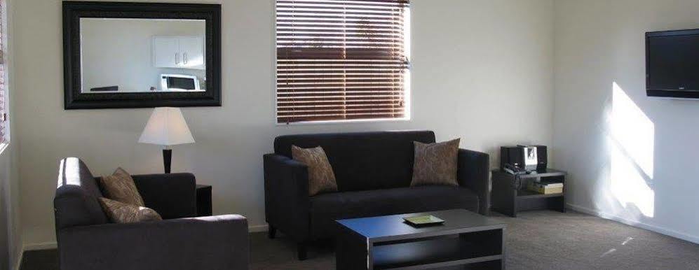 Pegasus Gateway Motels & Apartments Rangiora Exterior foto